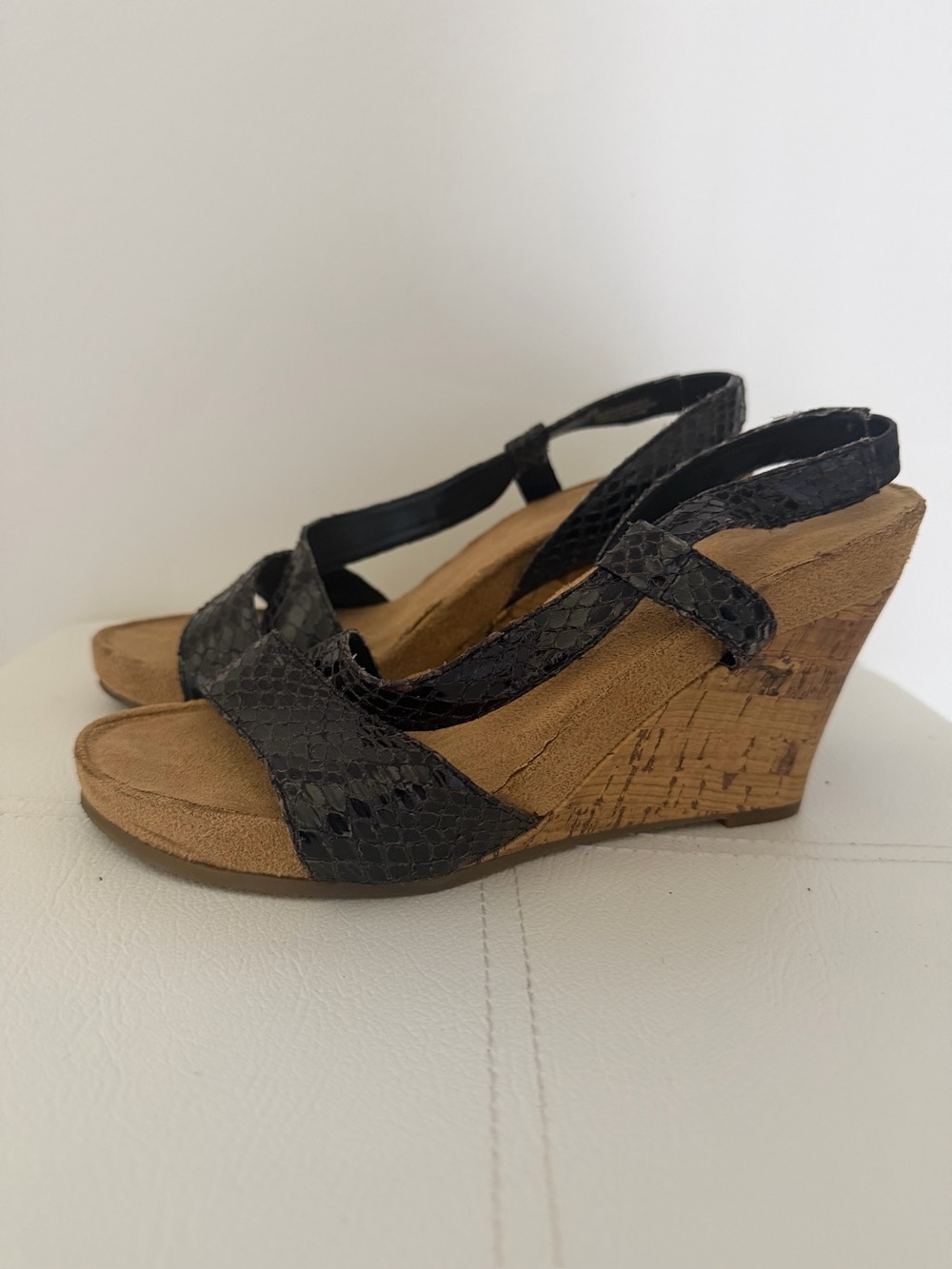 A2 Aerosoles Black Snake Embossed Cork Wedge Slingback Sandals Size 6M